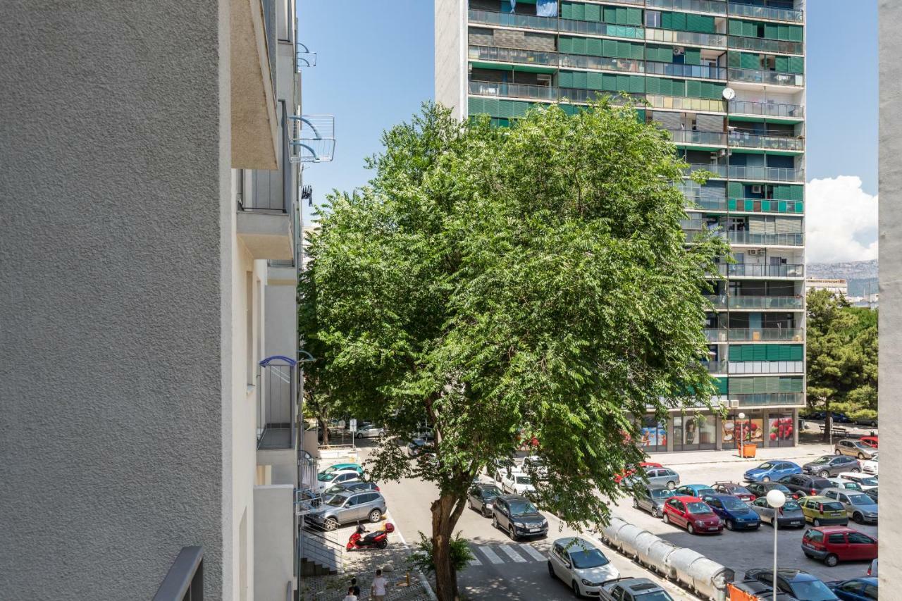 Apartment Marcela With Private Parking สปลิท ภายนอก รูปภาพ
