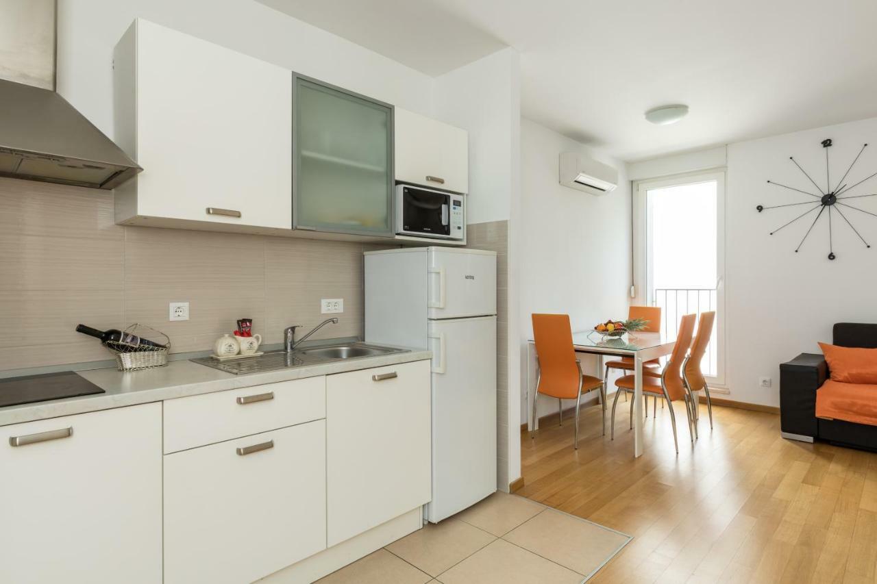 Apartment Marcela With Private Parking สปลิท ภายนอก รูปภาพ