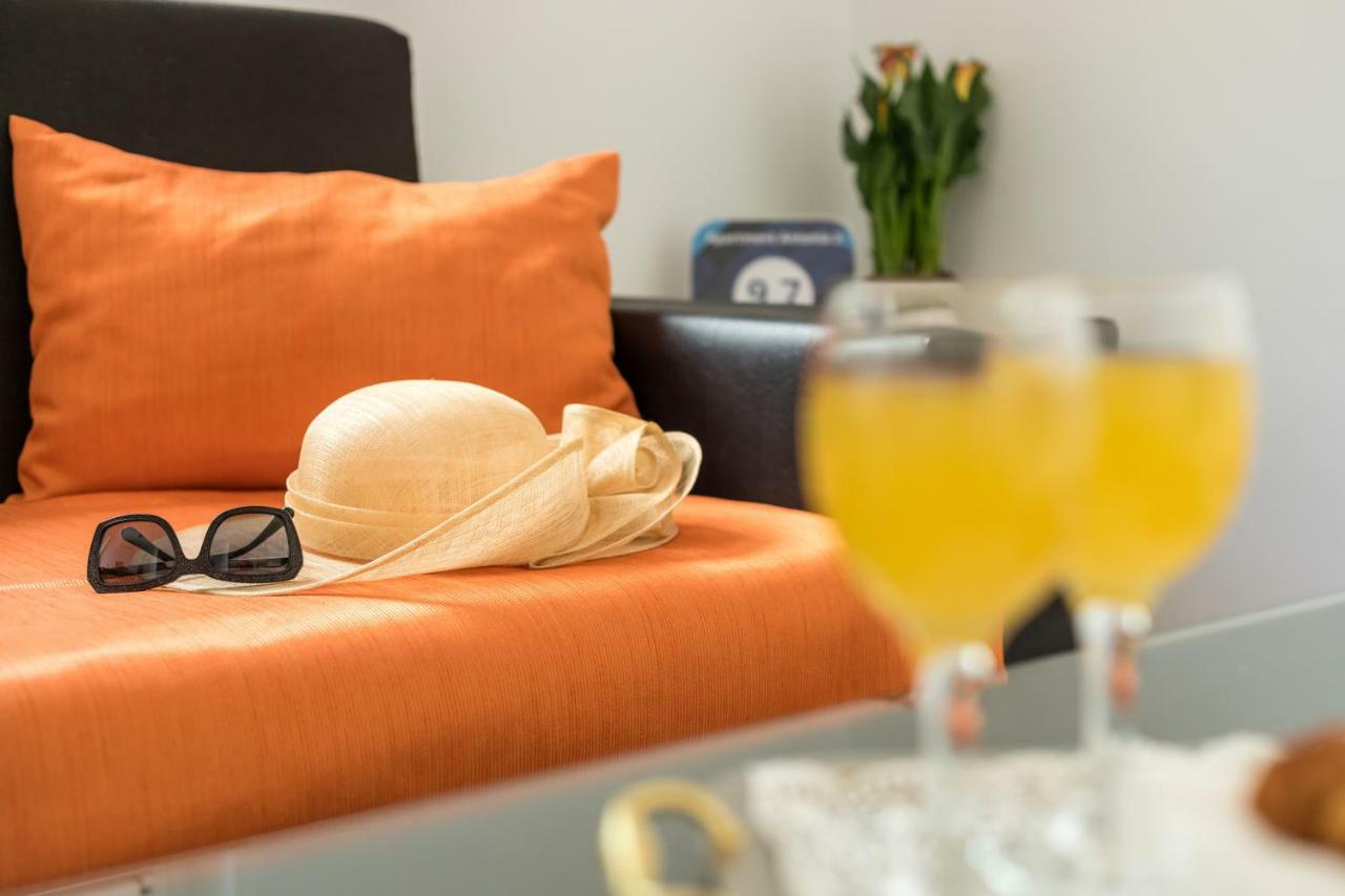 Apartment Marcela With Private Parking สปลิท ภายนอก รูปภาพ
